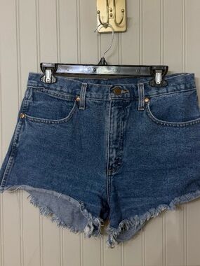 Wrangler Denim Shorts Women’s Size 29/8